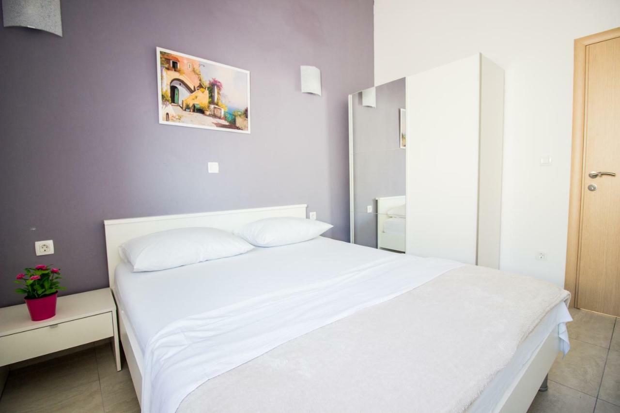 Colic Lägenhet Njivice Exteriör bild